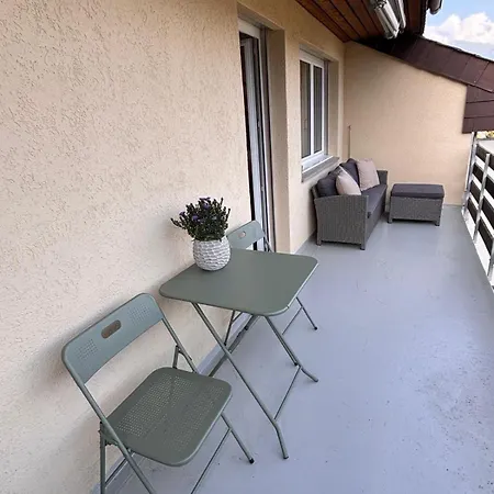 Bergpanorama Fuer 12 Gaeste, 6 Schlafzimmer * Cazis
