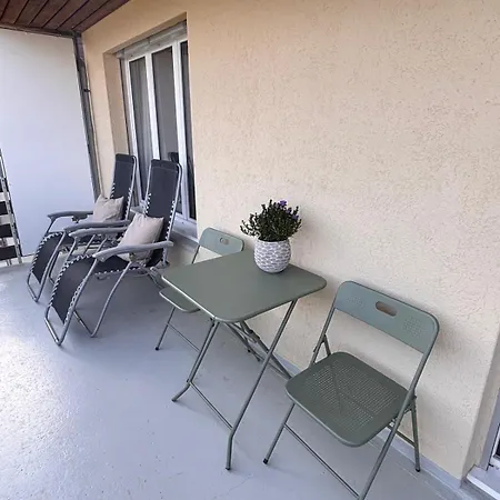 Bergpanorama Fuer 12 Gaeste, 6 Schlafzimmer 公寓 Cazis
