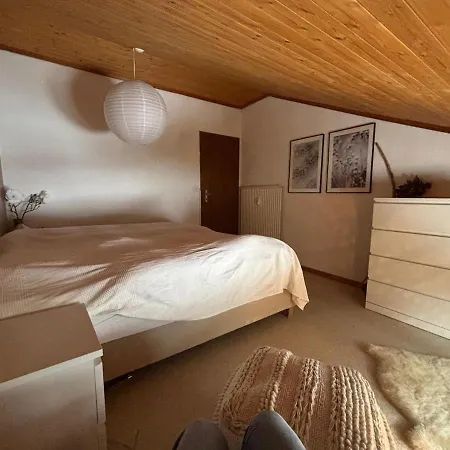公寓 Bergpanorama Fuer 12 Gaeste, 6 Schlafzimmer Cazis